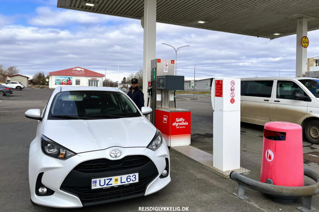 Bilkørsel i Island - Tankstationer - Rejs Dig Lykkelig