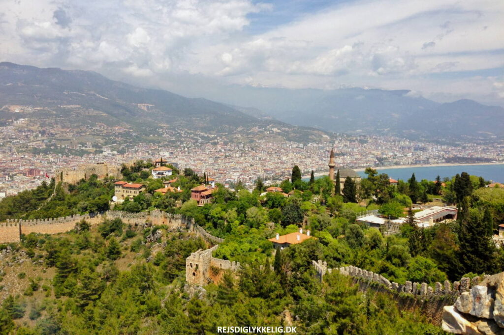 Borgen i Alanya - Rejs Dig Lykkelig