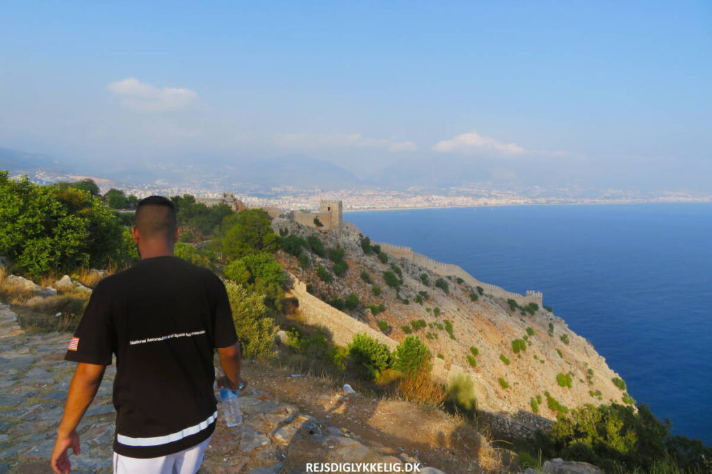 Borgen i Alanya - Ringmuren - Rejs Dig Lykkelig
